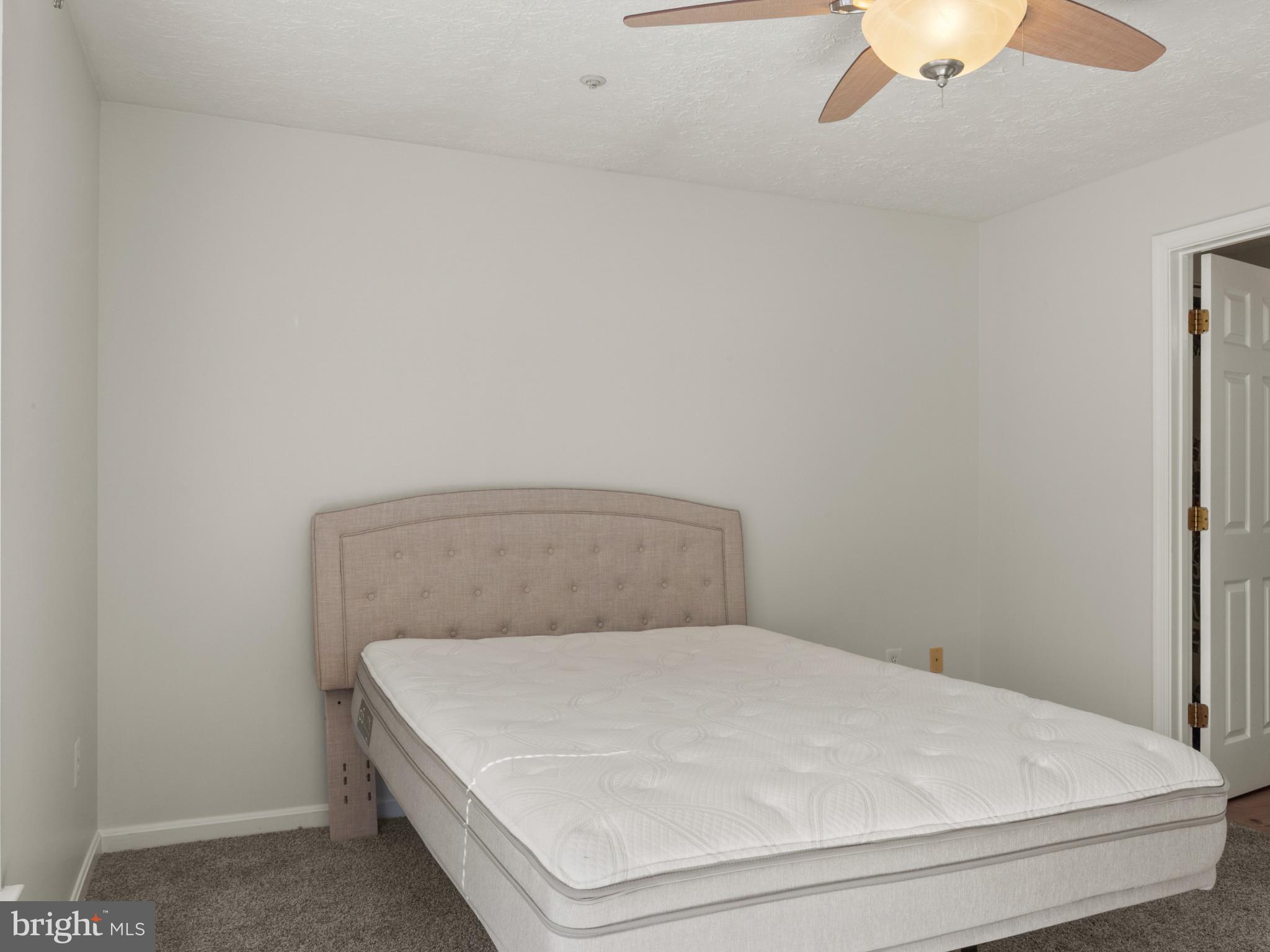 2002 PHILLIPS TERRACE 11