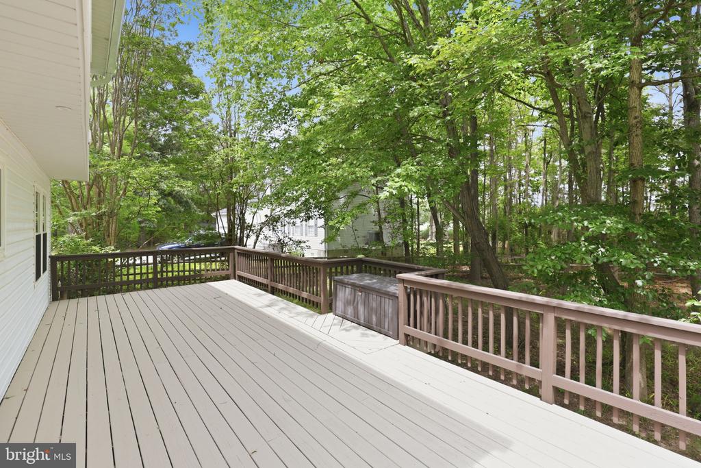 5503 MANISTIQUE COURT