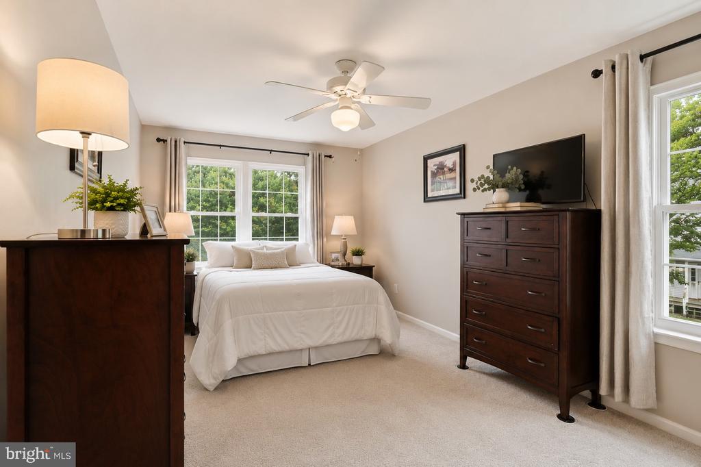 5503 MANISTIQUE COURT