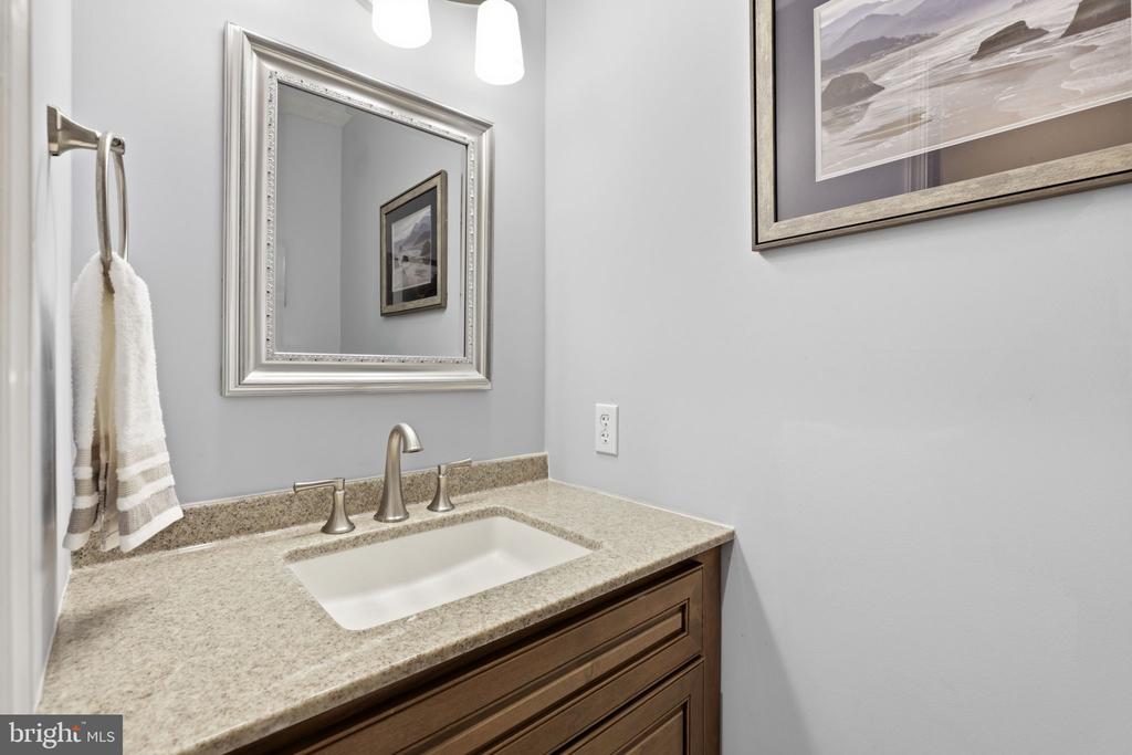 5503 MANISTIQUE COURT