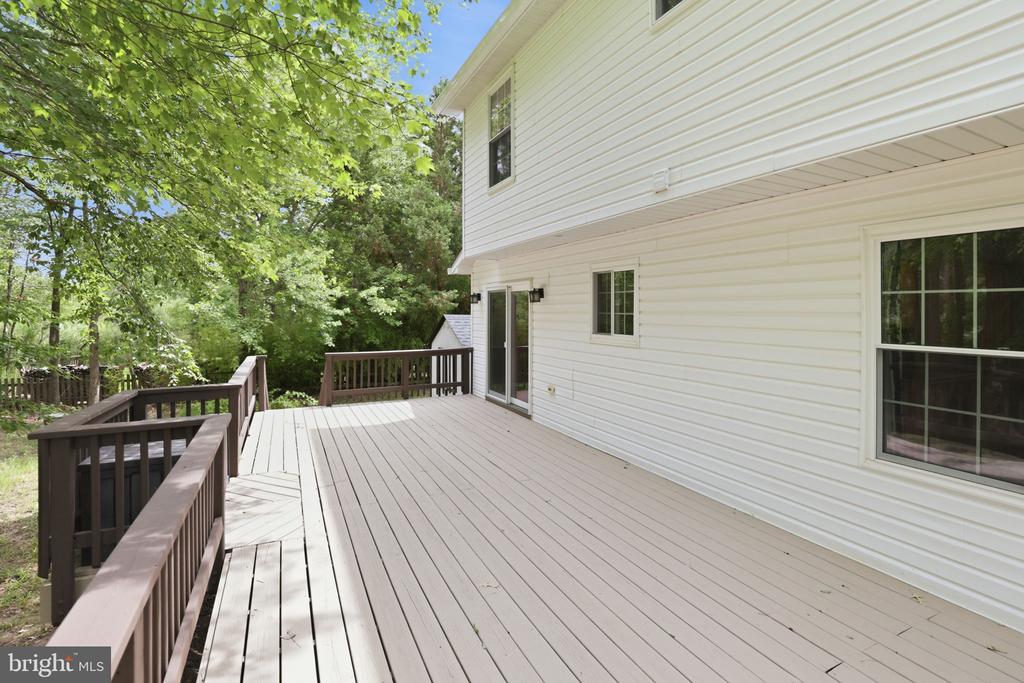 5503 MANISTIQUE COURT