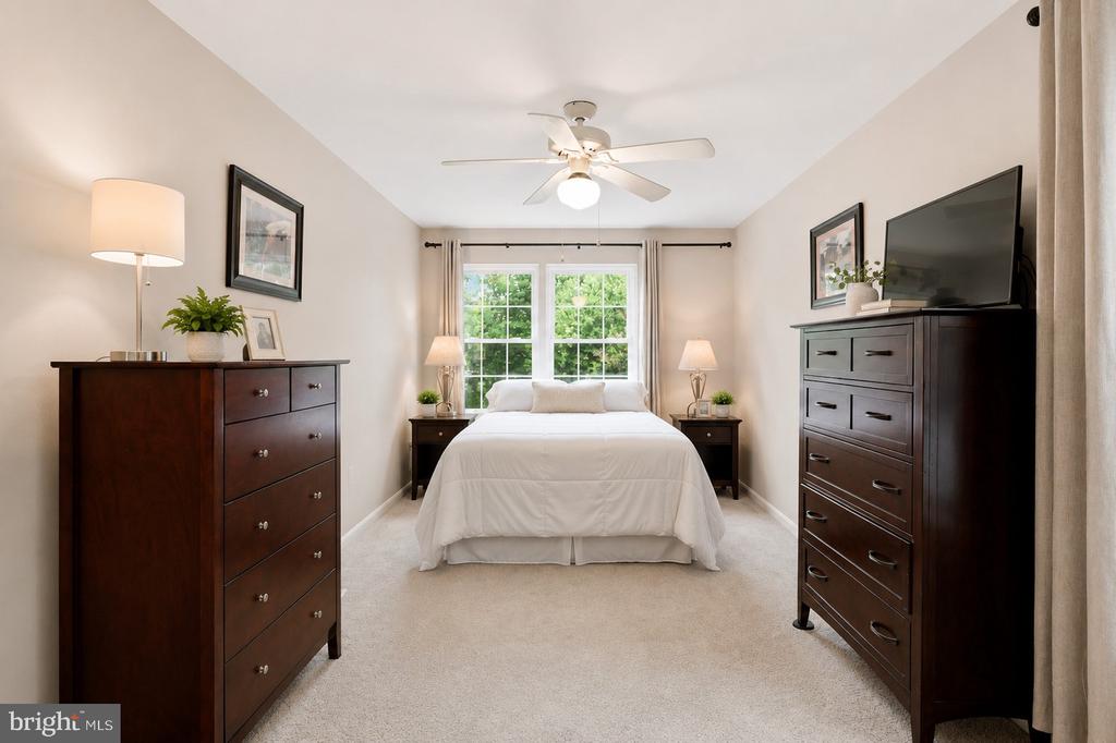 5503 MANISTIQUE COURT