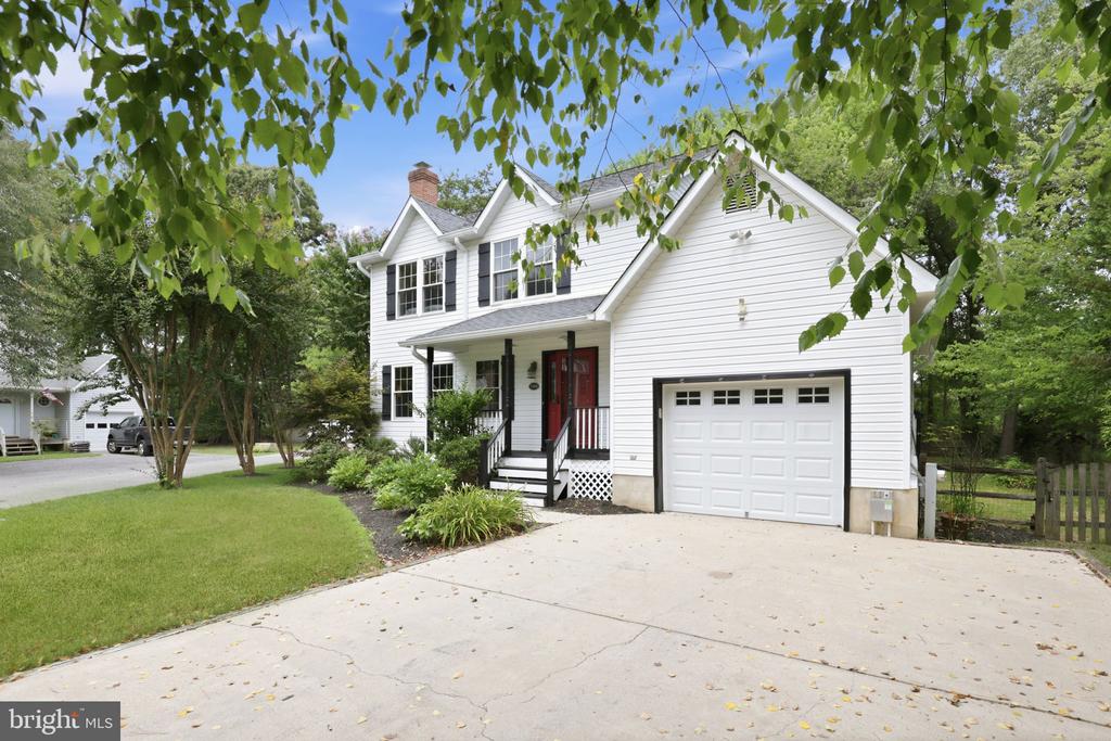 5503 MANISTIQUE COURT