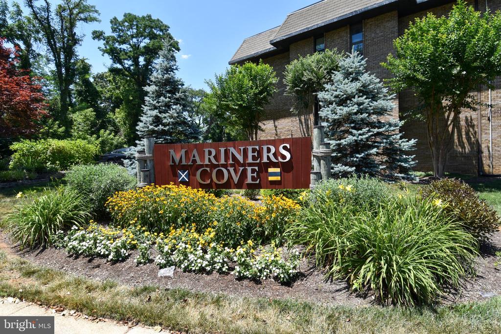 308 FORBES STREET Unit: I
