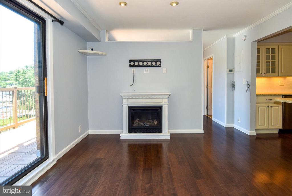 308 FORBES STREET Unit: I