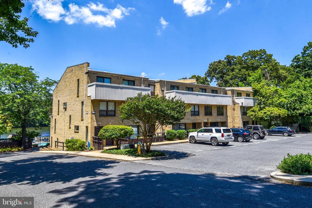 308 FORBES STREET Unit: I
