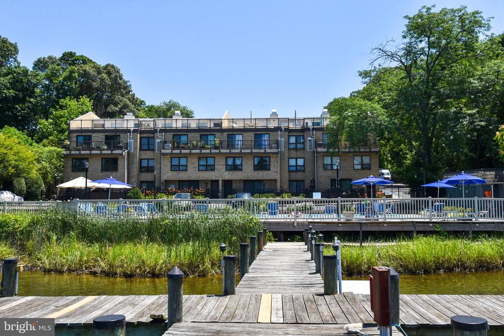 308 FORBES STREET Unit: I