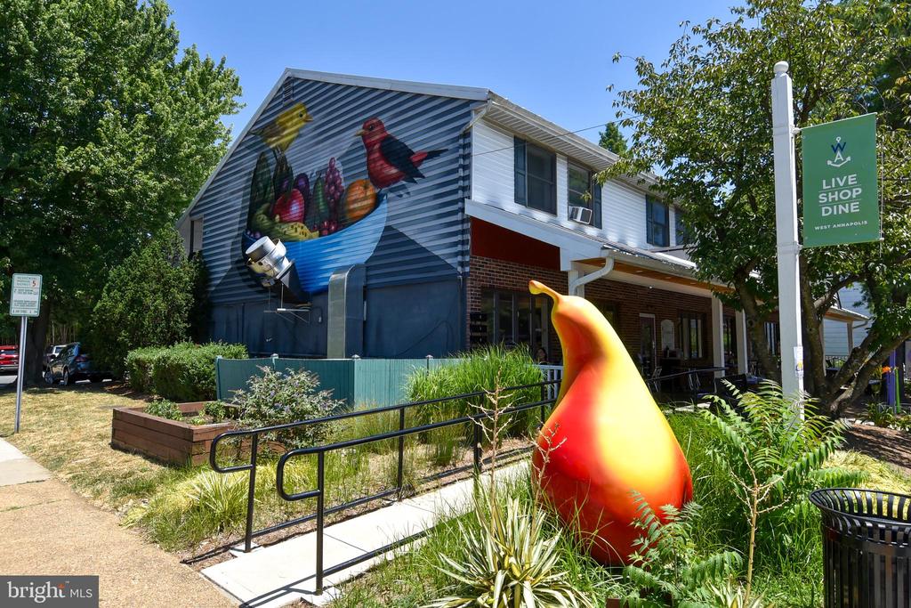 308 FORBES STREET Unit: I
