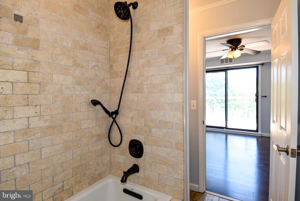 308 FORBES STREET Unit: I
