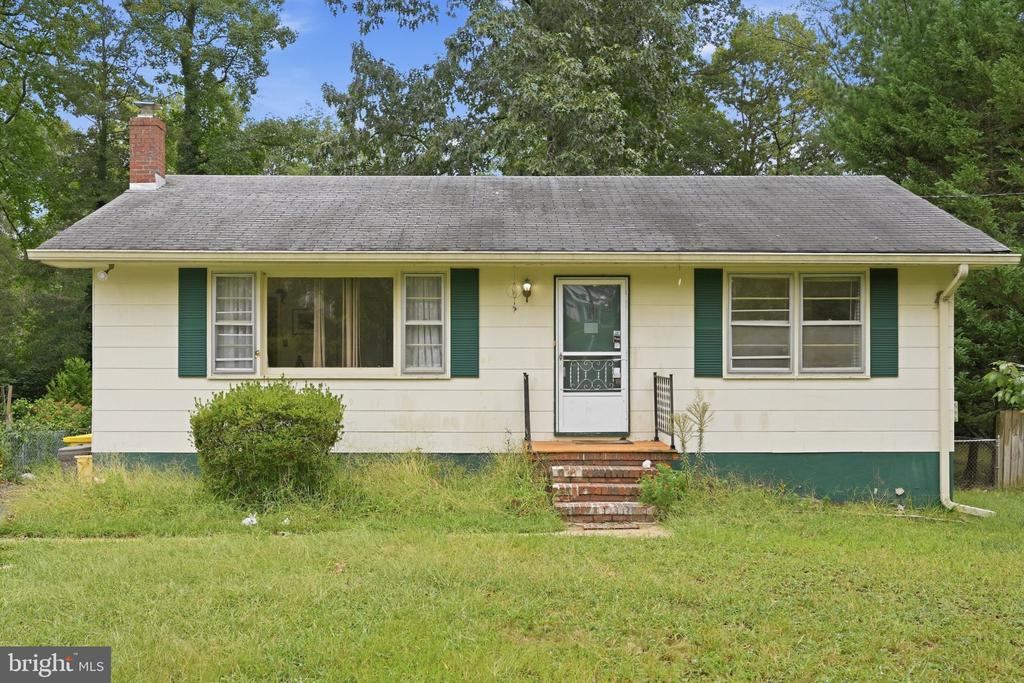293 CEDAR LANE