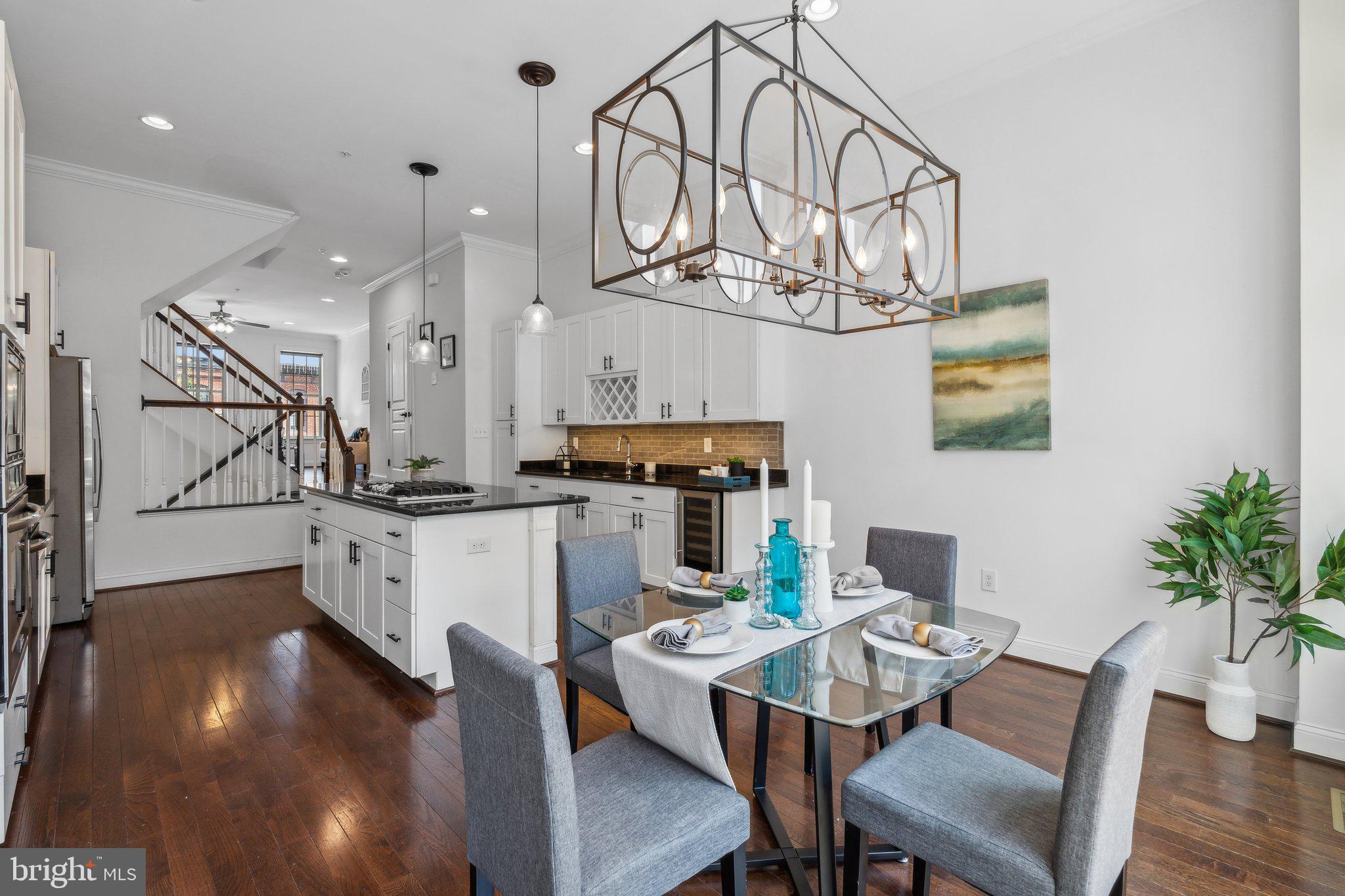 129 Fort Ave W