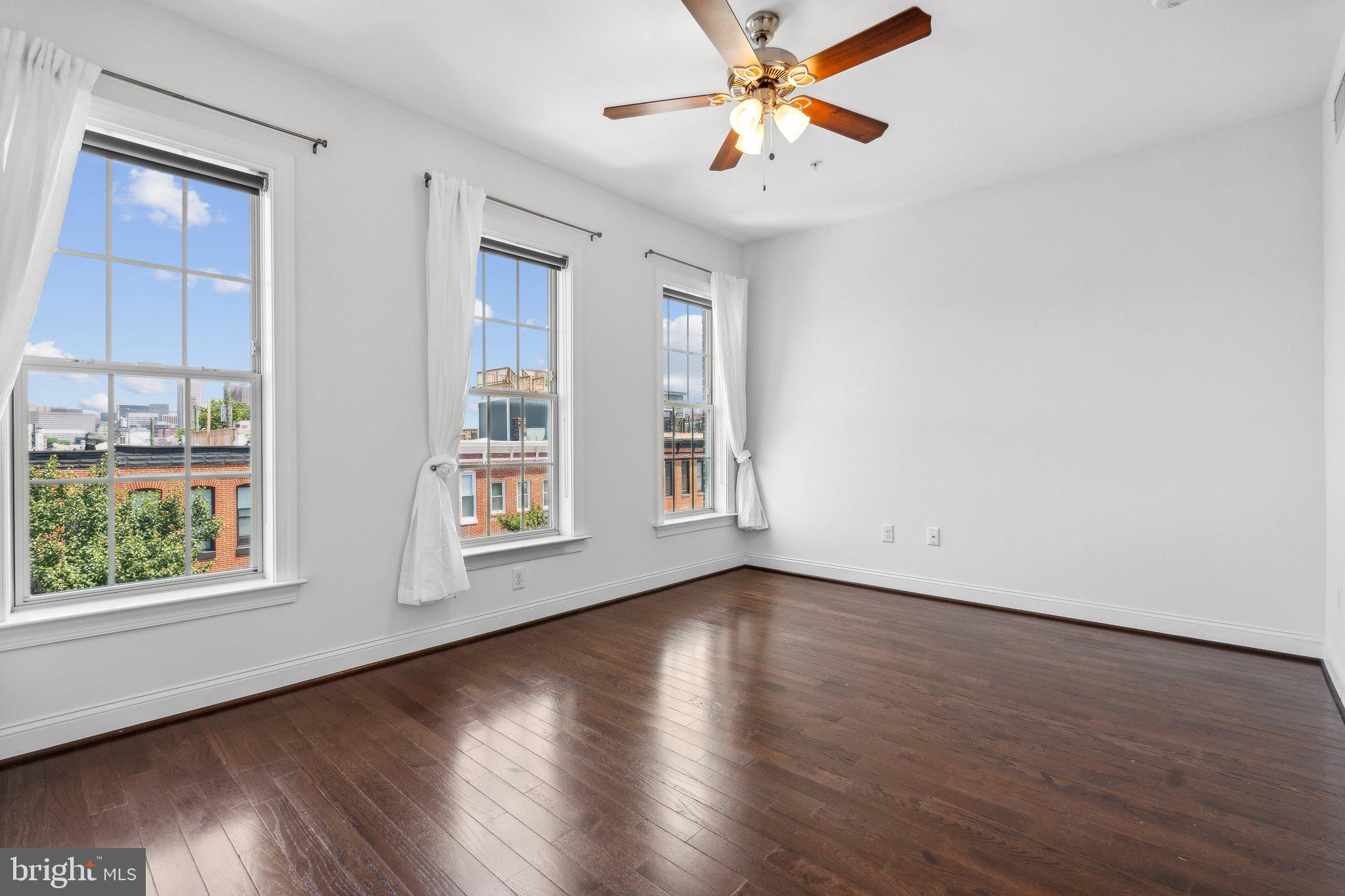129 Fort Ave W