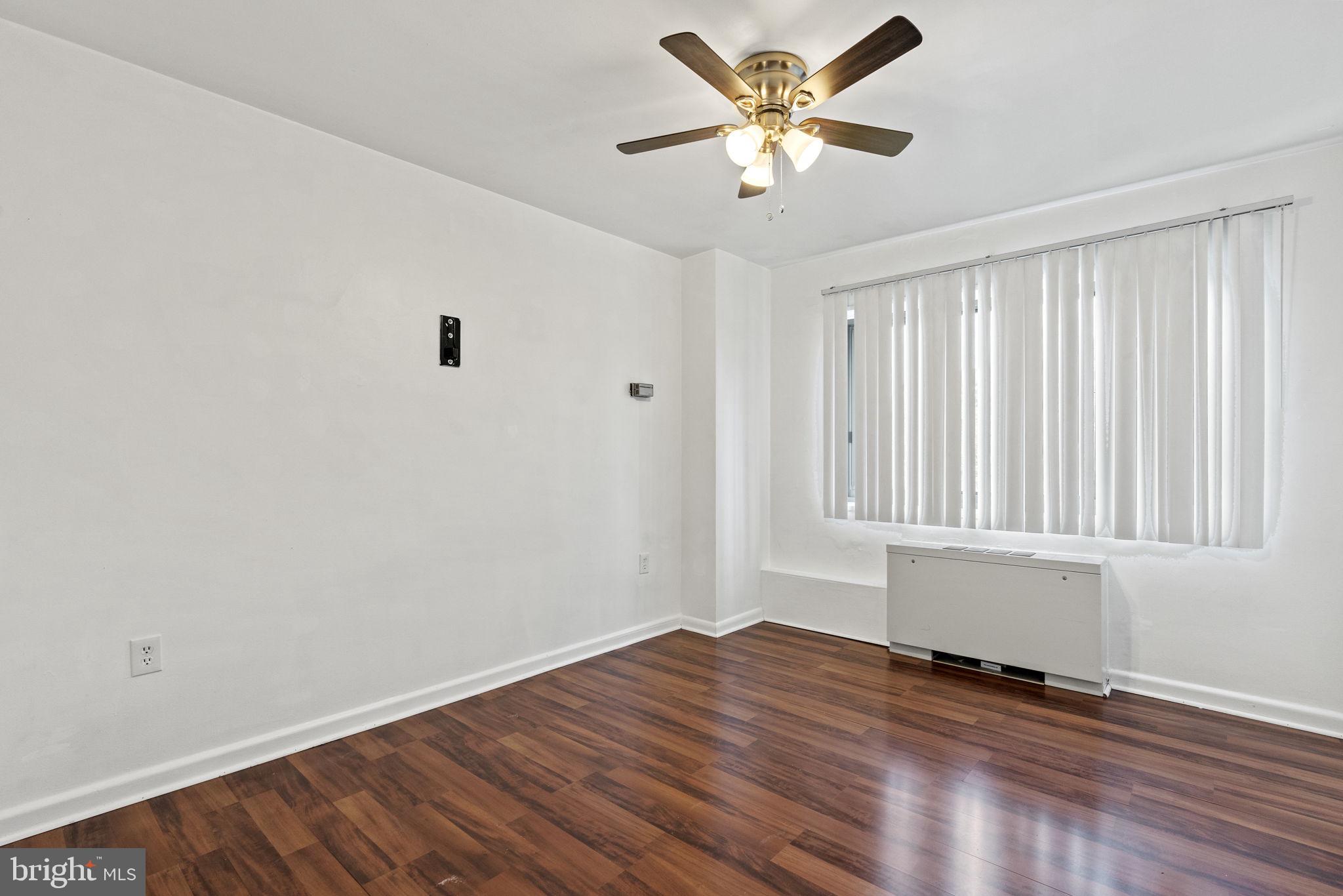 1300 S ARLINGTON RIDGE ROAD Unit: 207