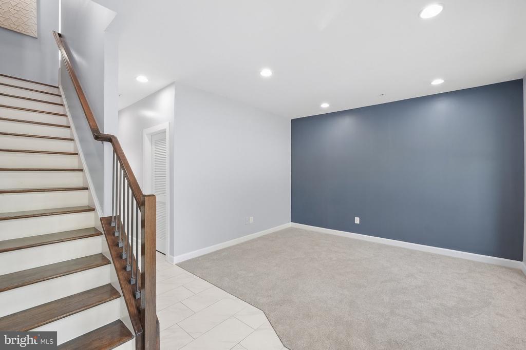 1132 S GLEBE ROAD