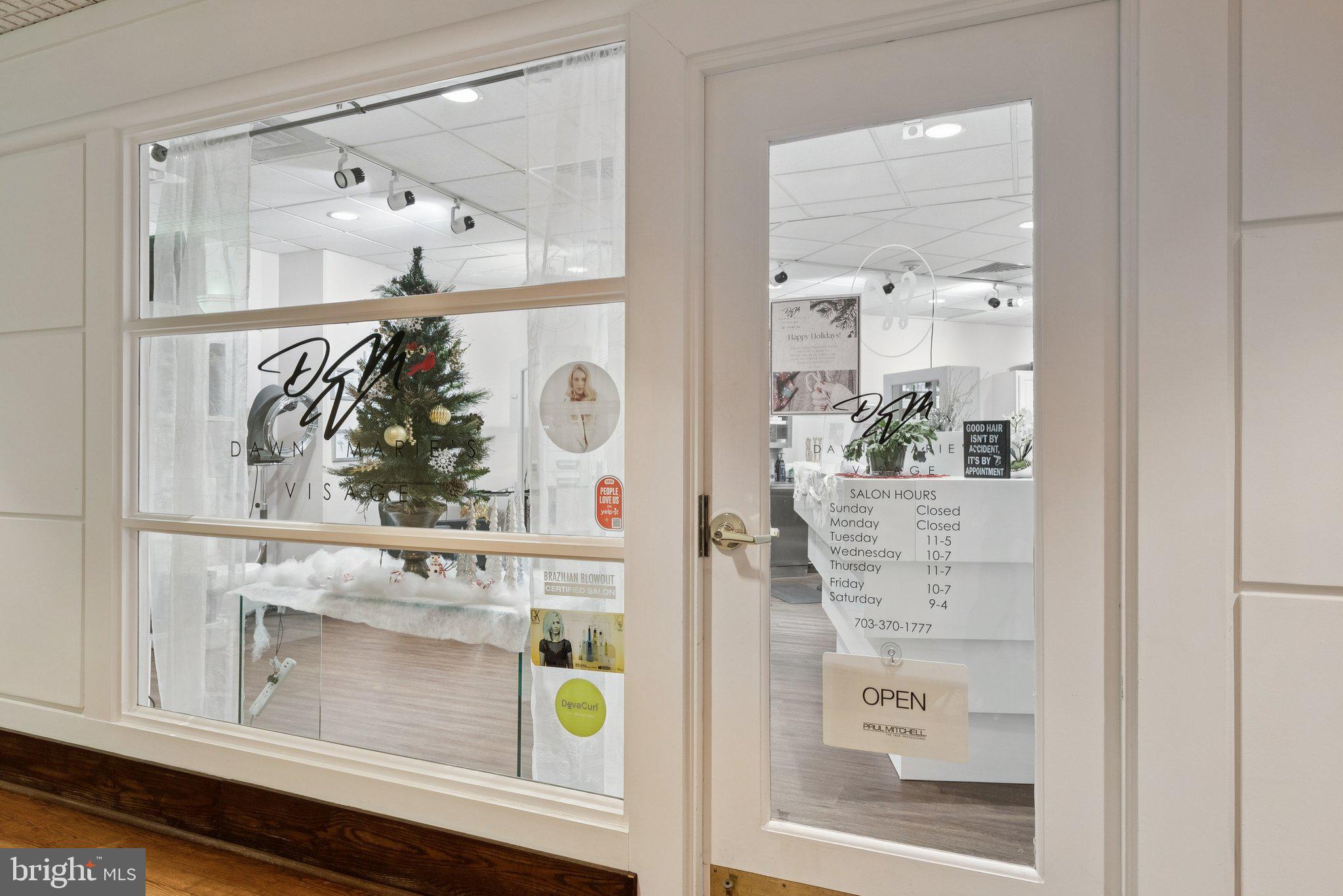 307 YOAKUM PARKWAY 519