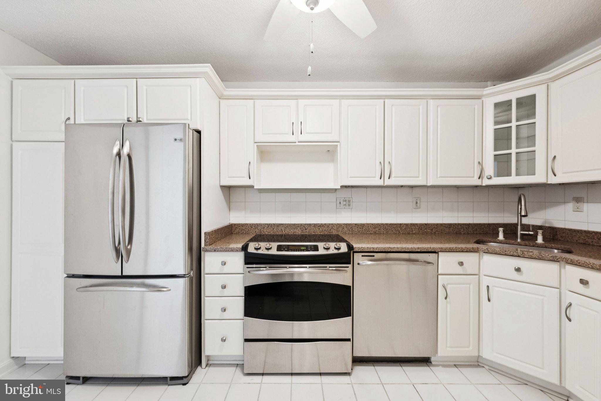 307 YOAKUM PARKWAY 519