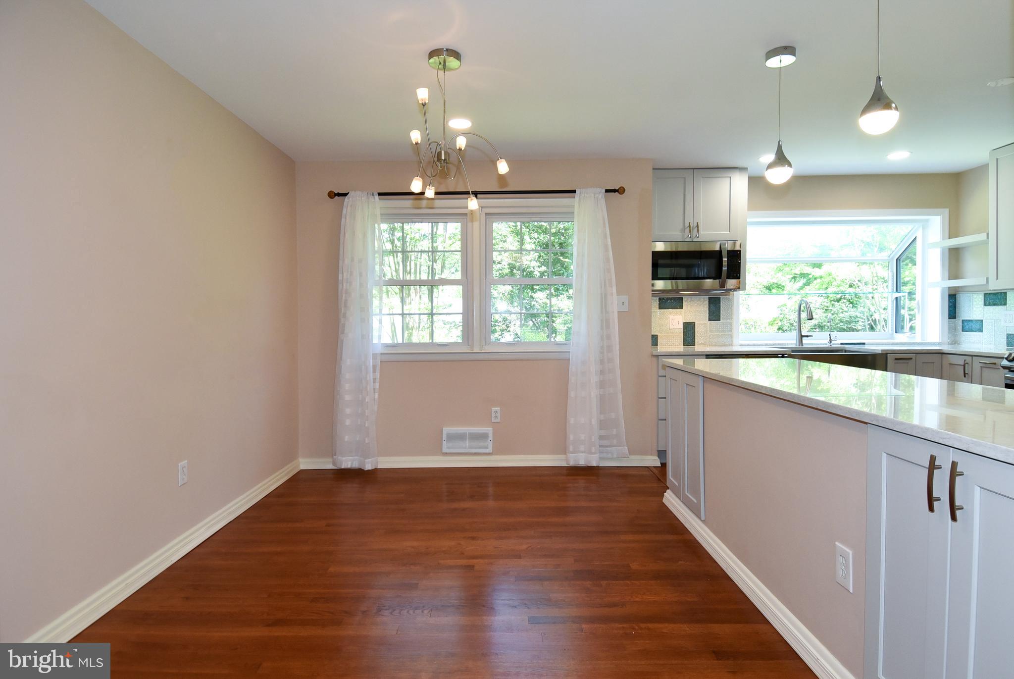 8328 SYRACUSE CIR