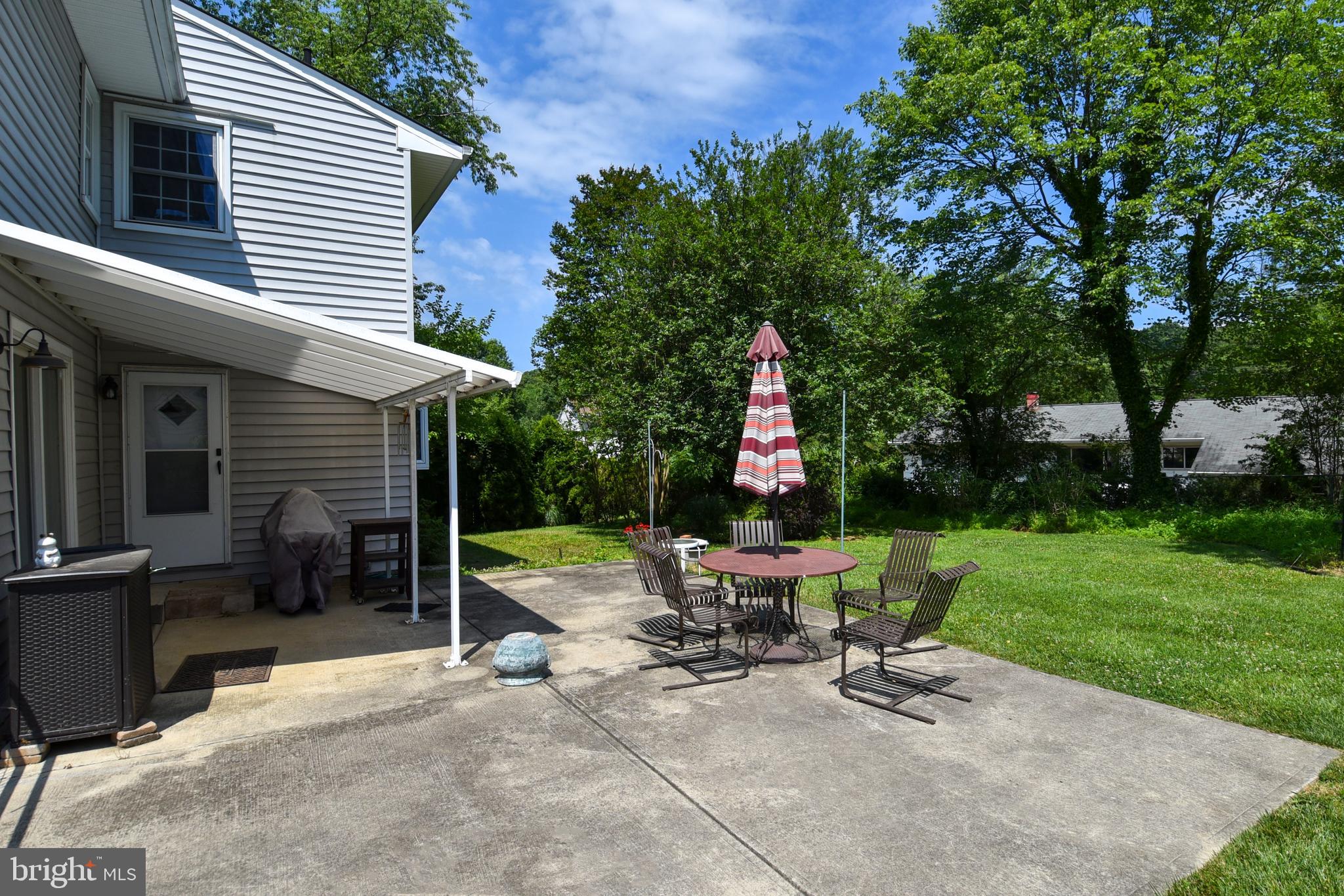 8328 SYRACUSE CIR