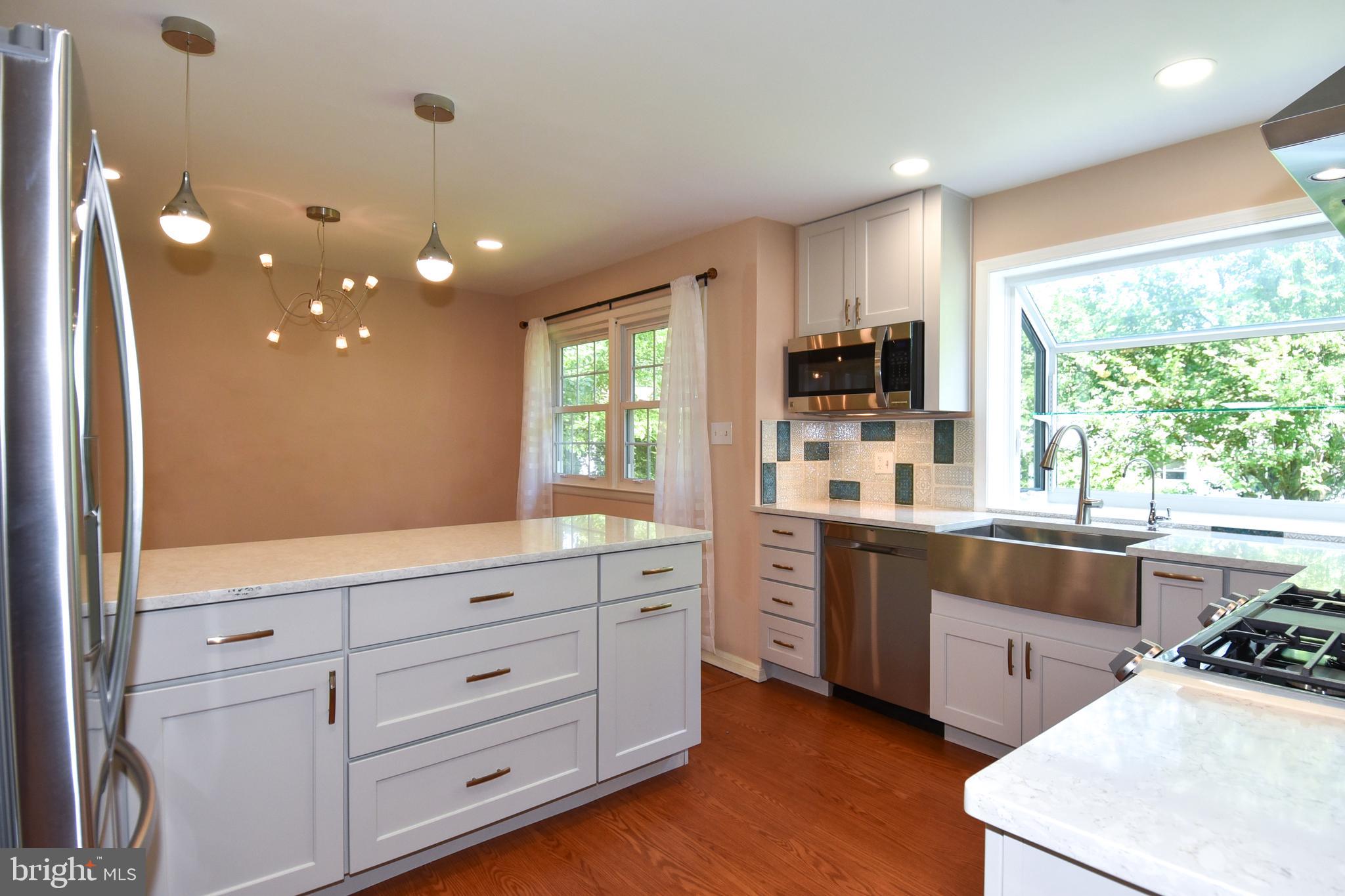 8328 SYRACUSE CIR