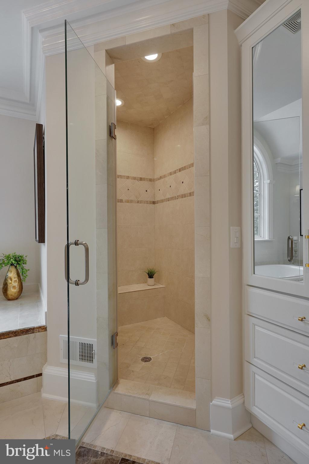 8115 Spring Hill Farm Dr
