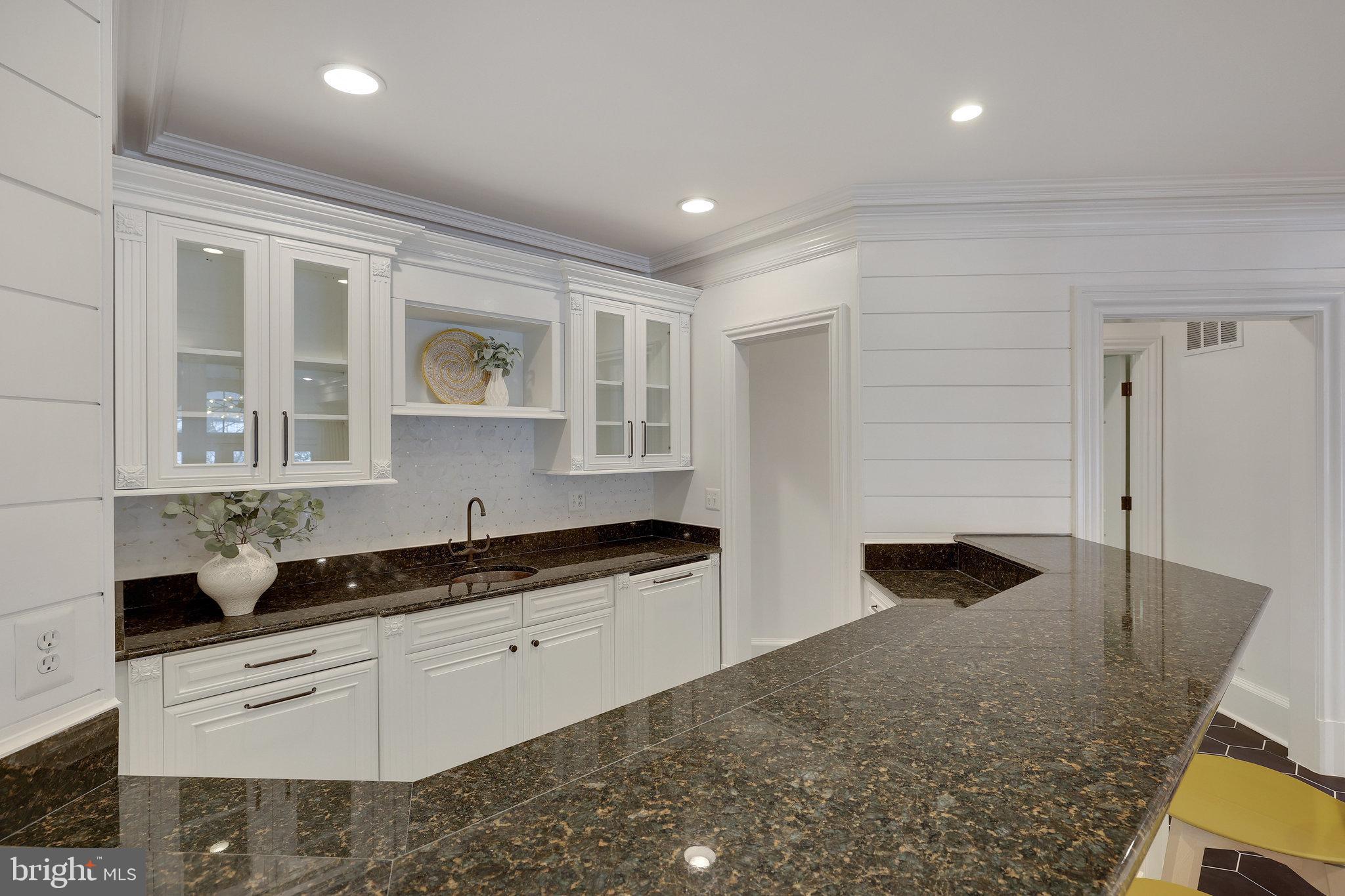 8115 Spring Hill Farm Dr
