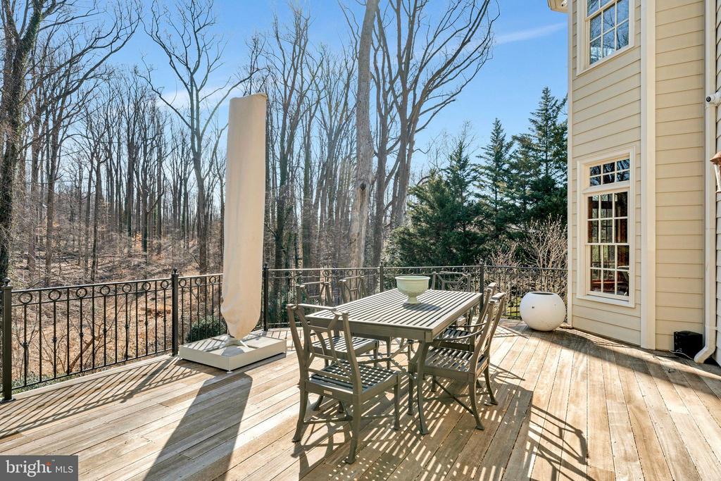 8115 Spring Hill Farm Dr