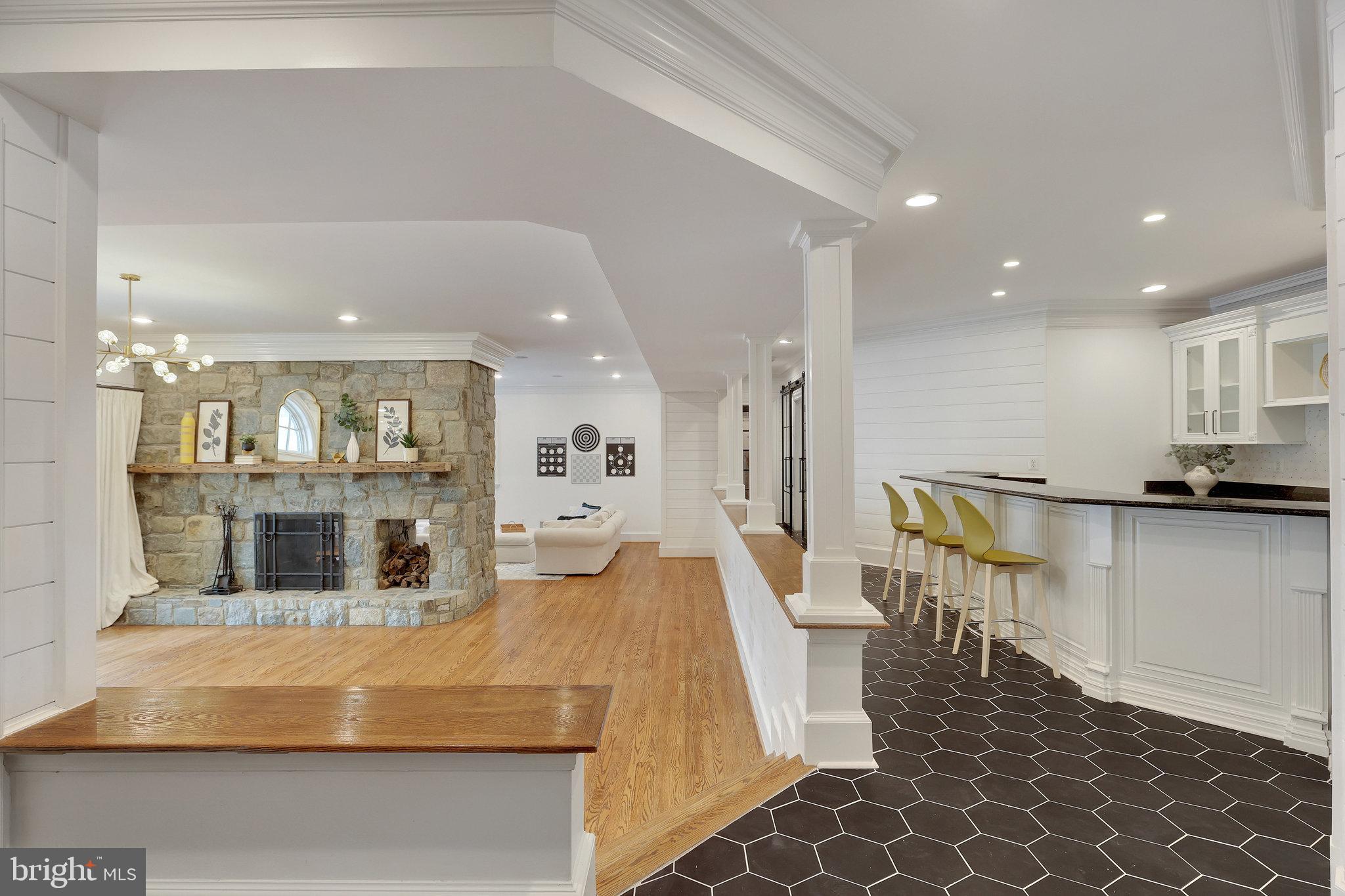 8115 Spring Hill Farm Dr