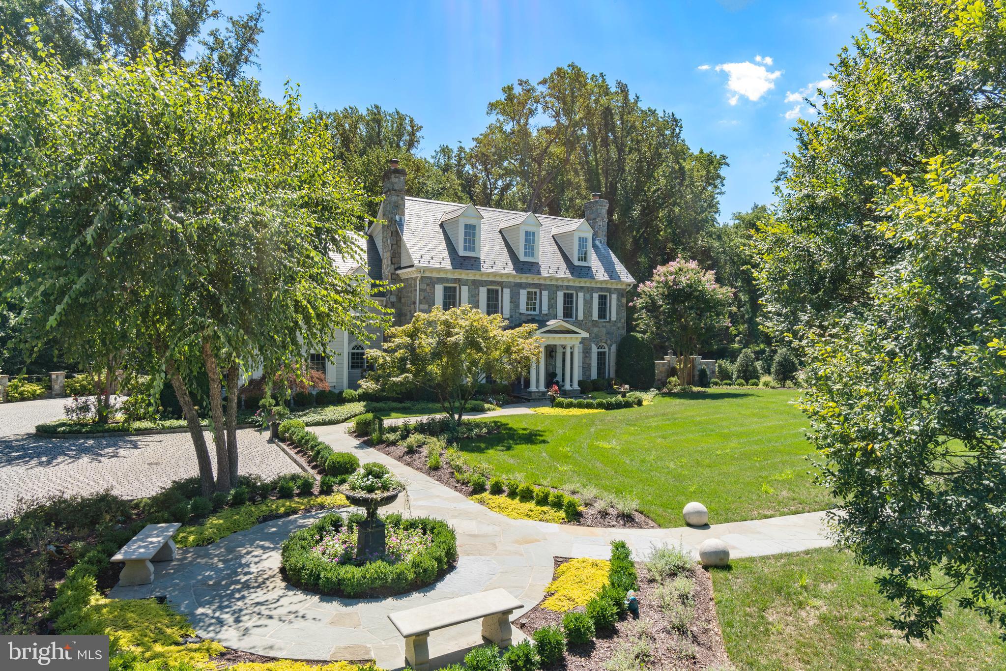 8115 Spring Hill Farm Dr