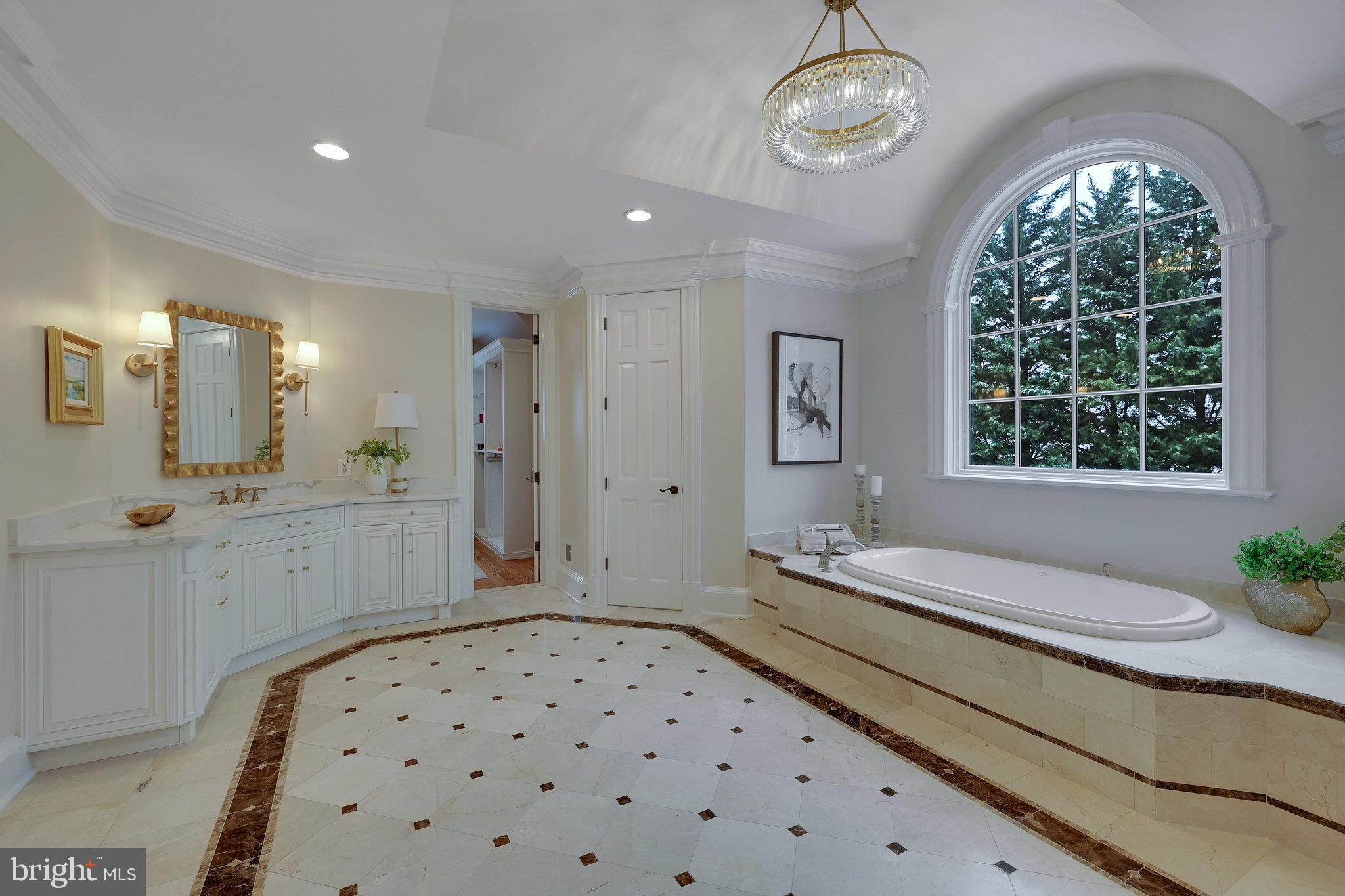 8115 Spring Hill Farm Dr