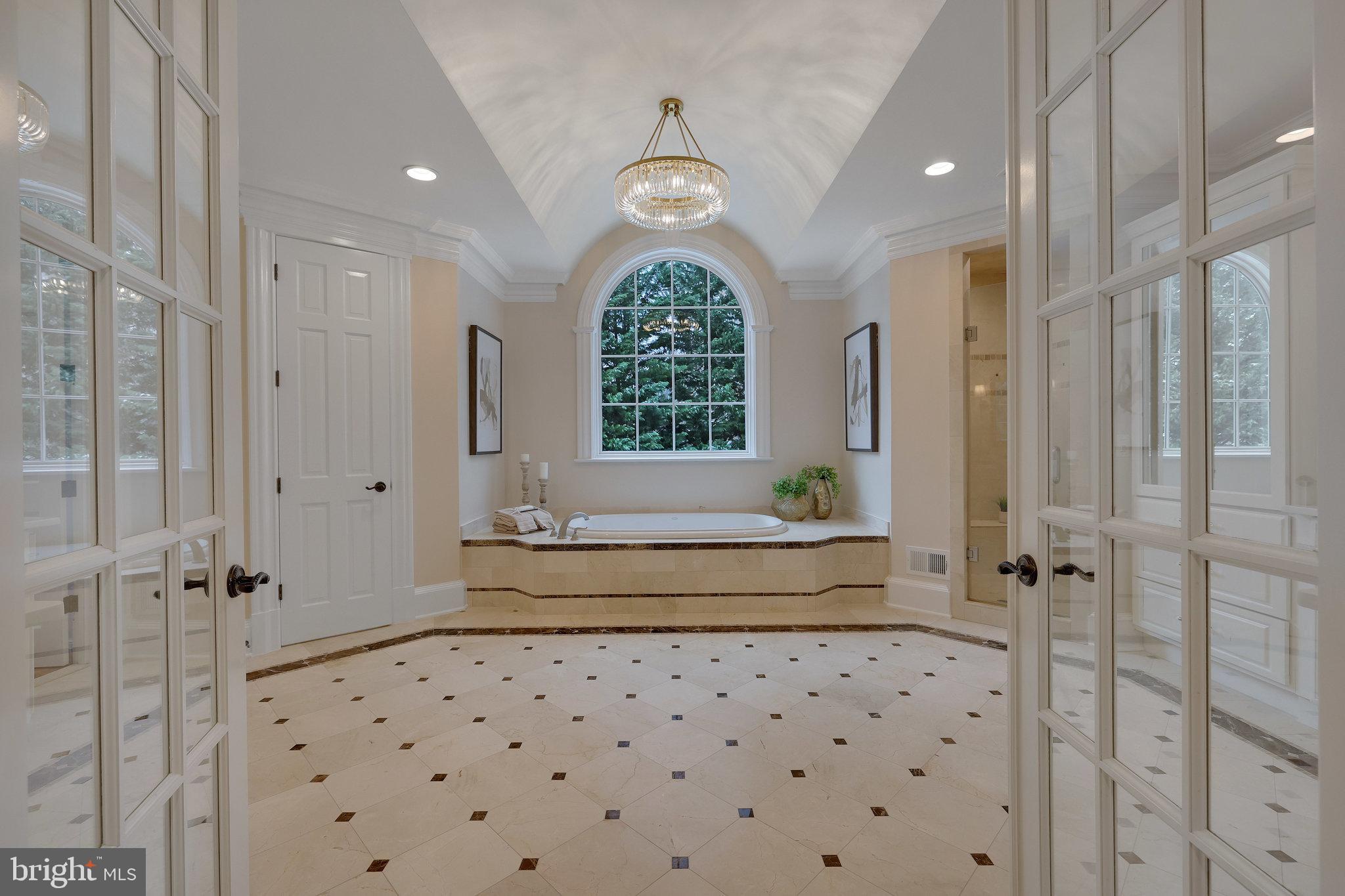 8115 Spring Hill Farm Dr