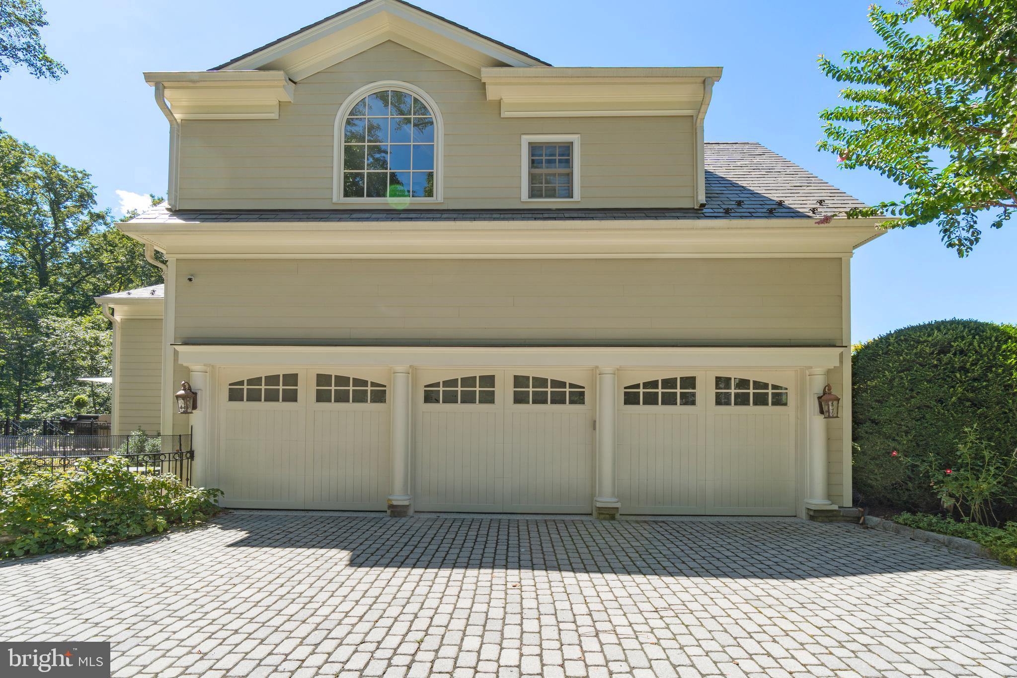 8115 Spring Hill Farm Dr