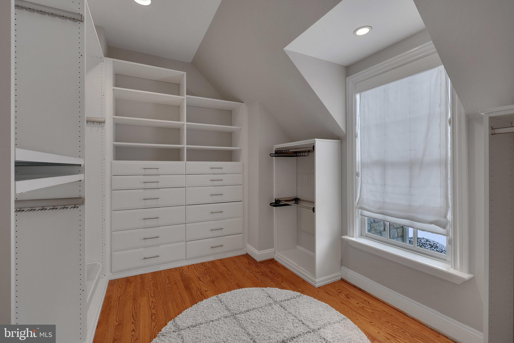 8115 Spring Hill Farm Dr
