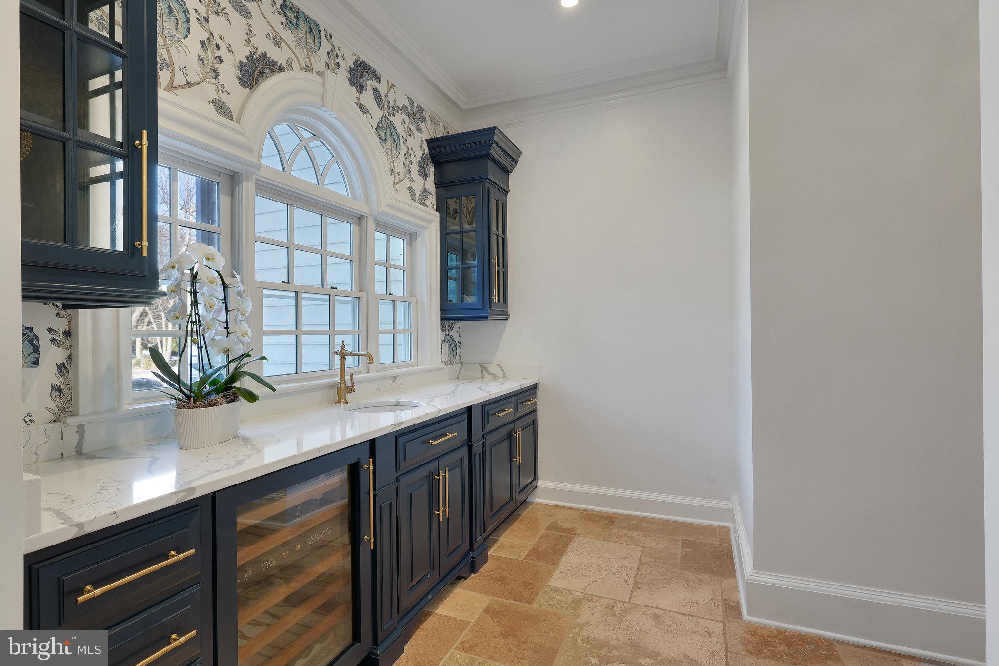 8115 Spring Hill Farm Dr