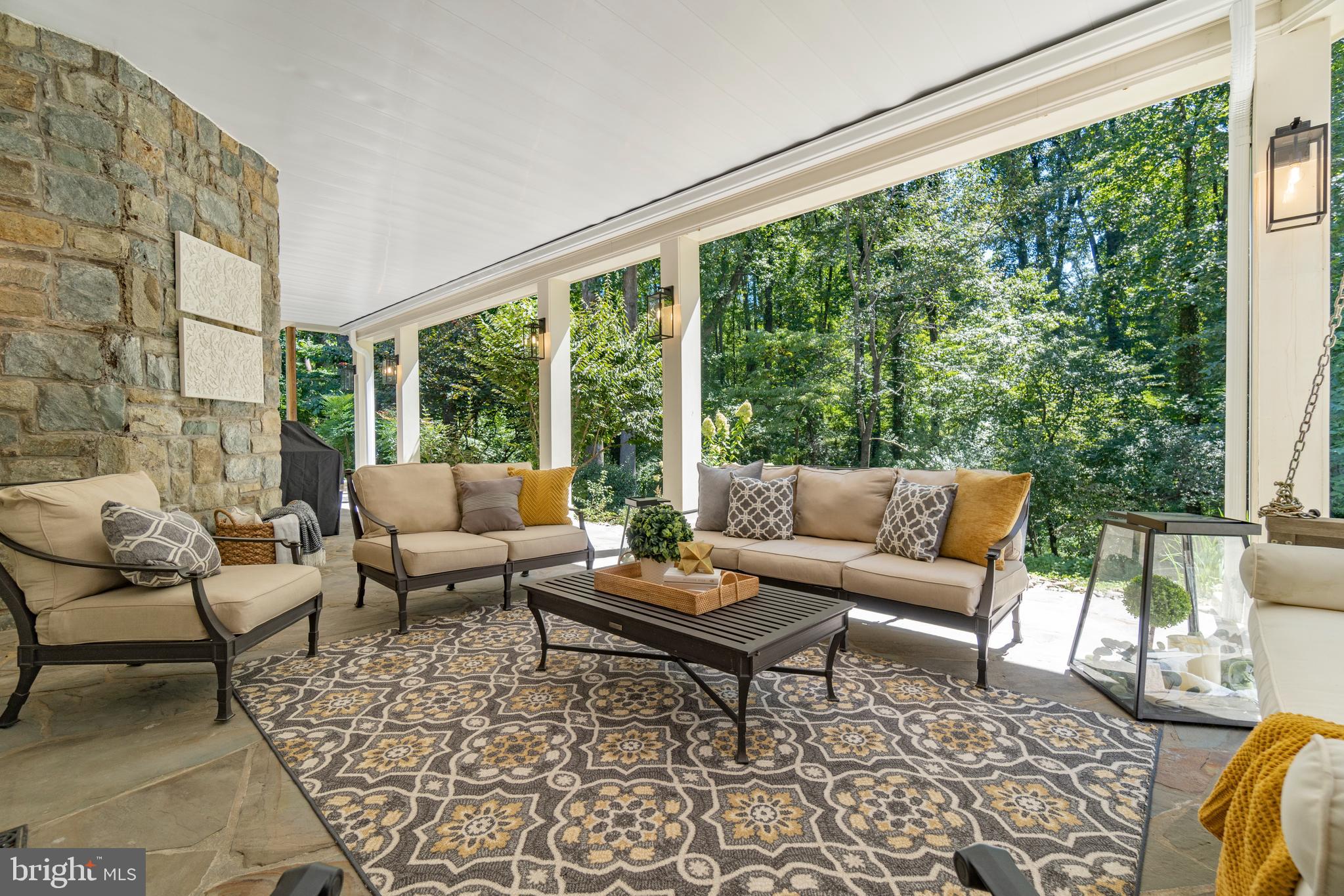 8115 Spring Hill Farm Dr