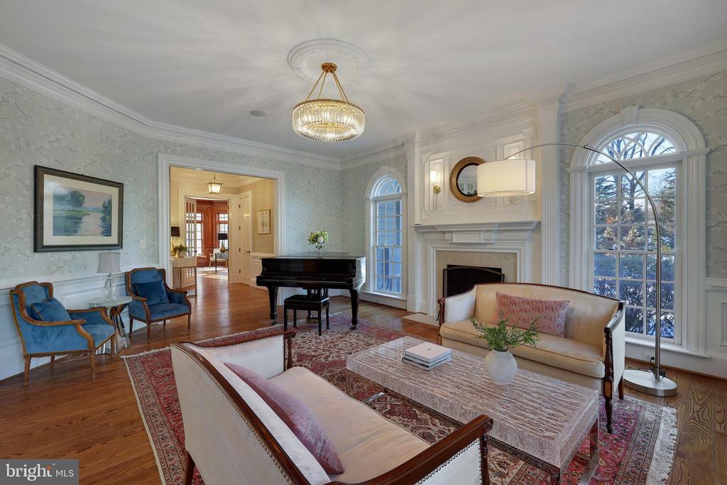 8115 Spring Hill Farm Dr