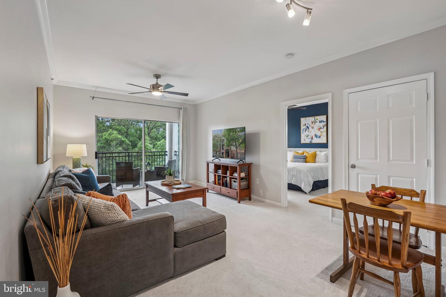 12956 Centre Park Cir #417