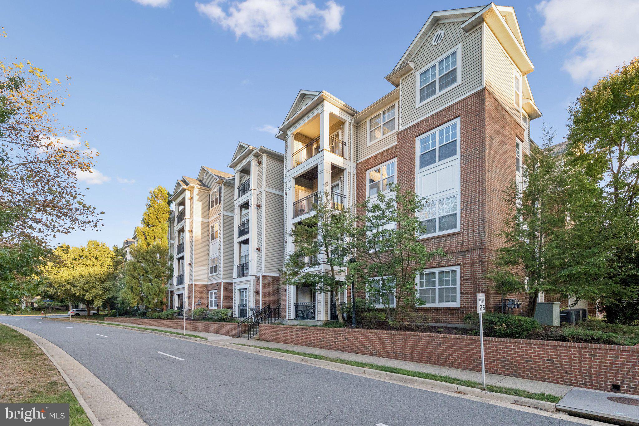 12956 Centre Park Cir #417