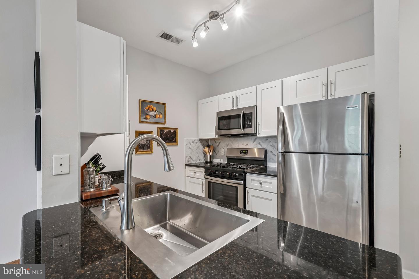 12956 Centre Park Cir #417