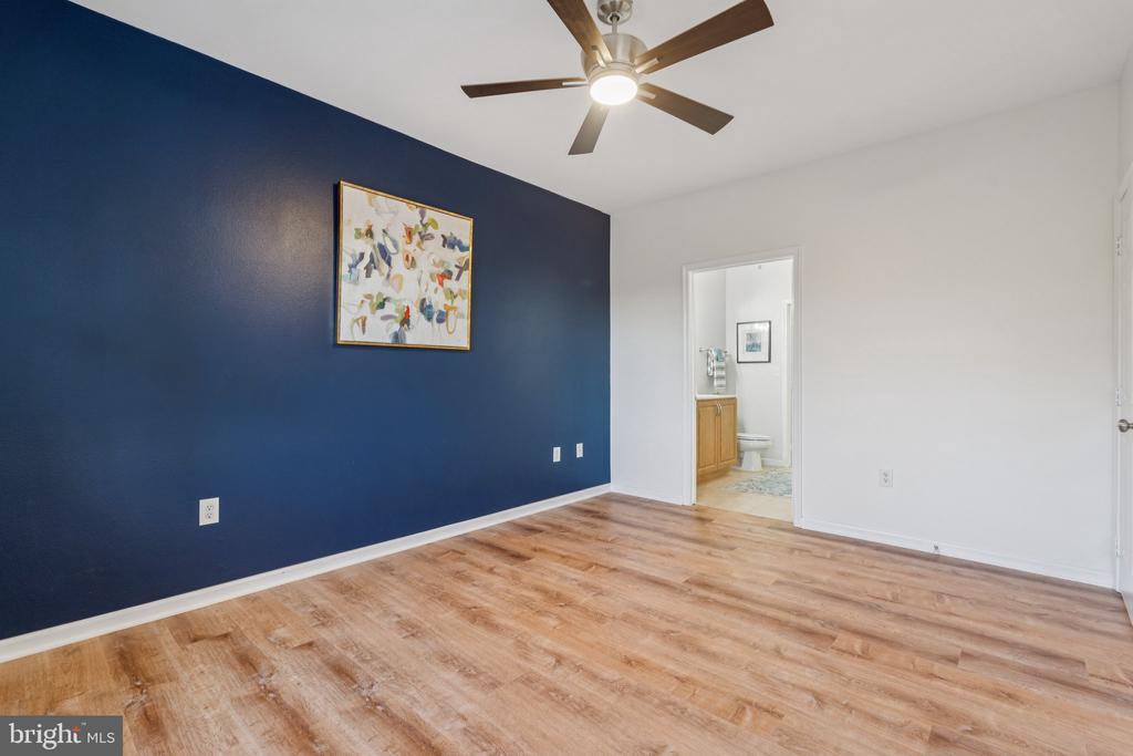 12956 Centre Park Cir #417