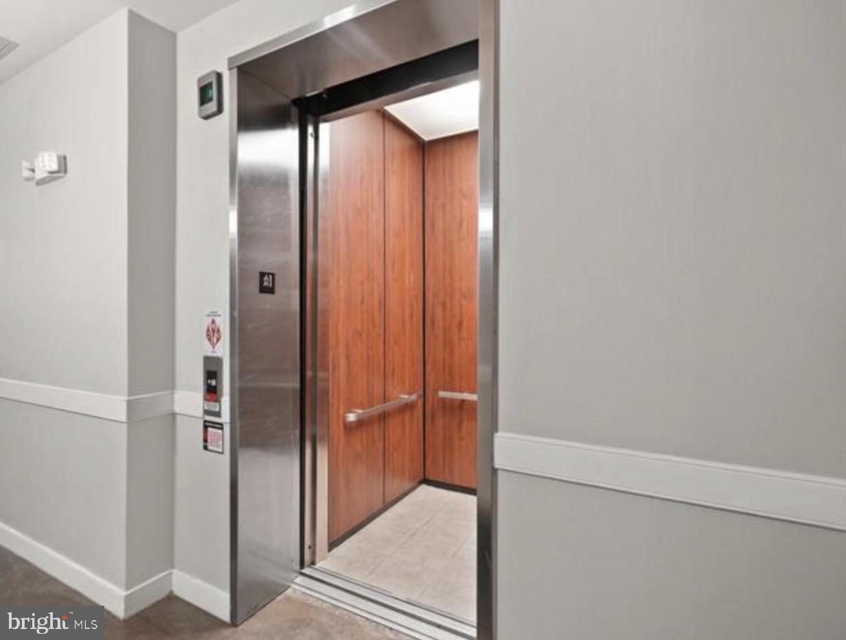12956 Centre Park Cir #417
