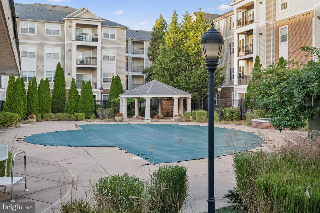 12956 Centre Park Cir #417