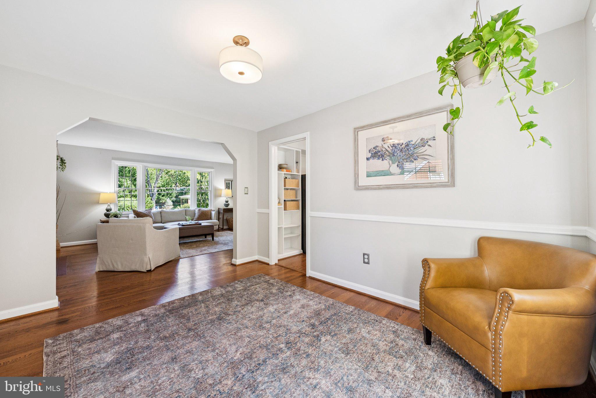 6515 OAKWOOD DRIVE