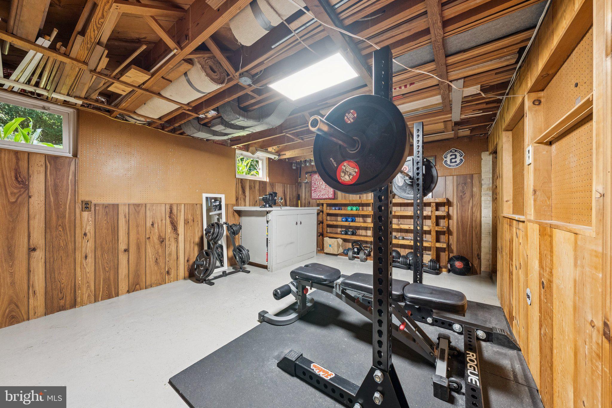 6515 OAKWOOD DRIVE