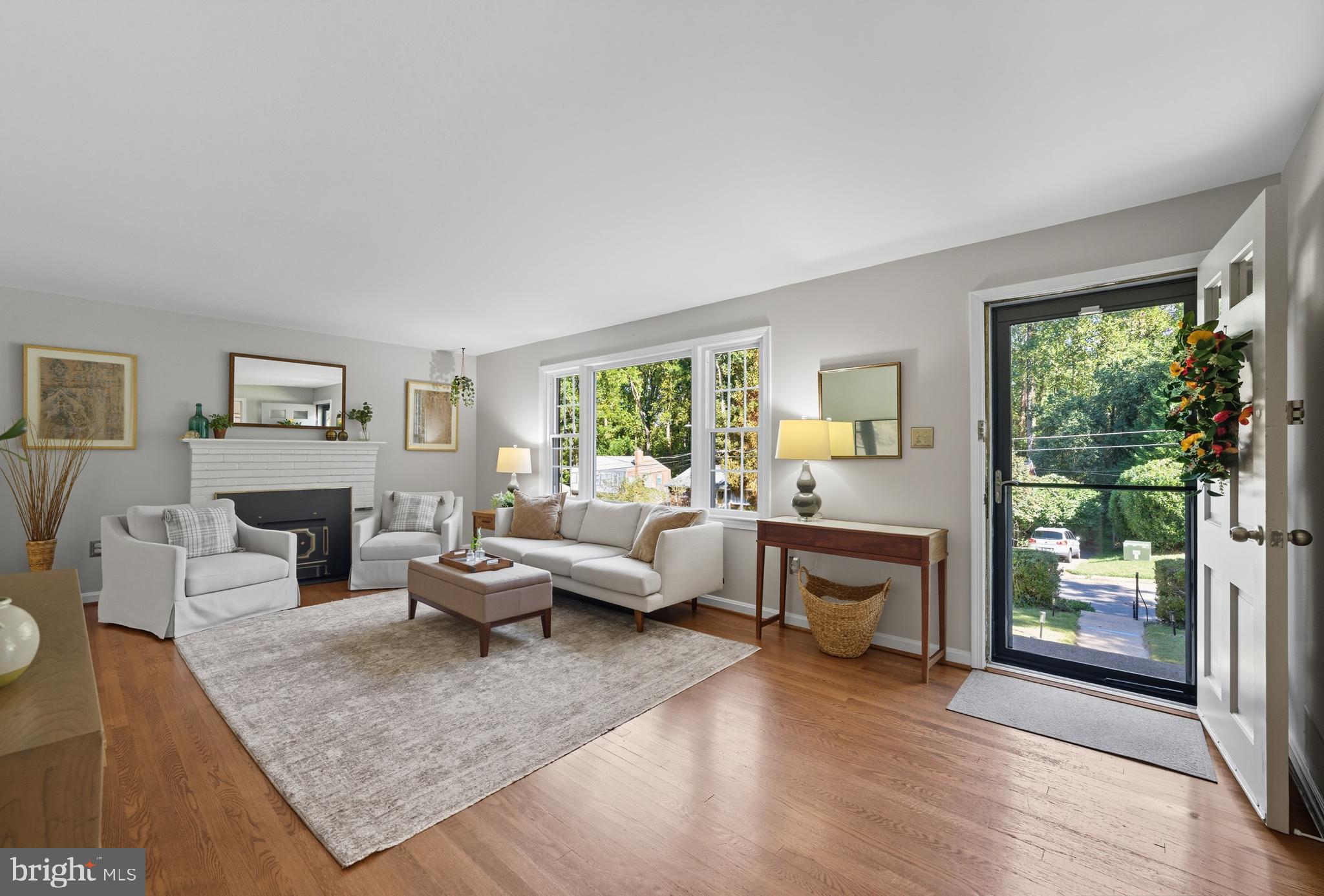 6515 OAKWOOD DRIVE