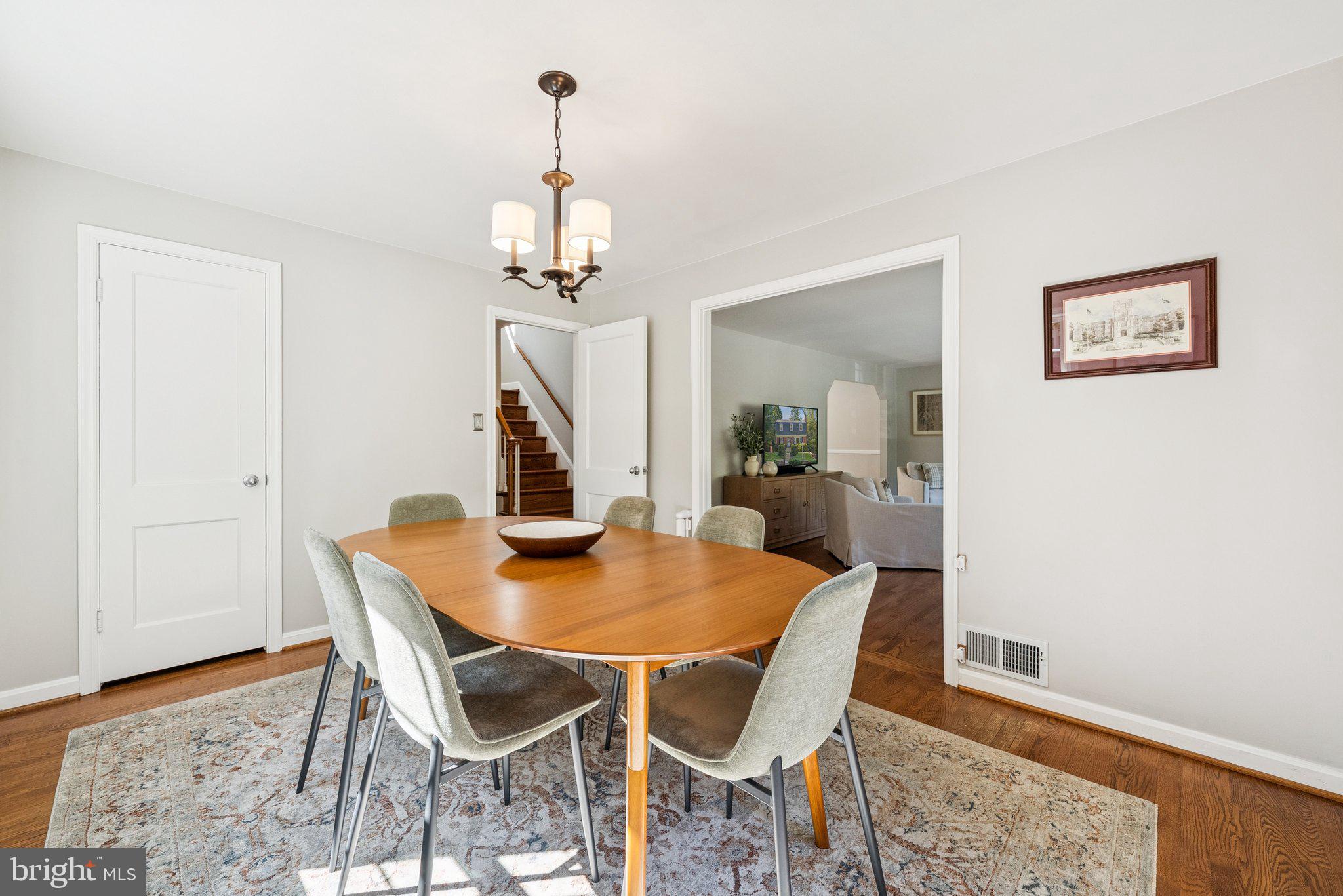 6515 OAKWOOD DRIVE