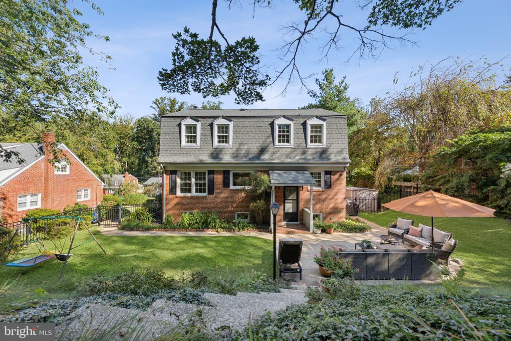 6515 OAKWOOD DRIVE
