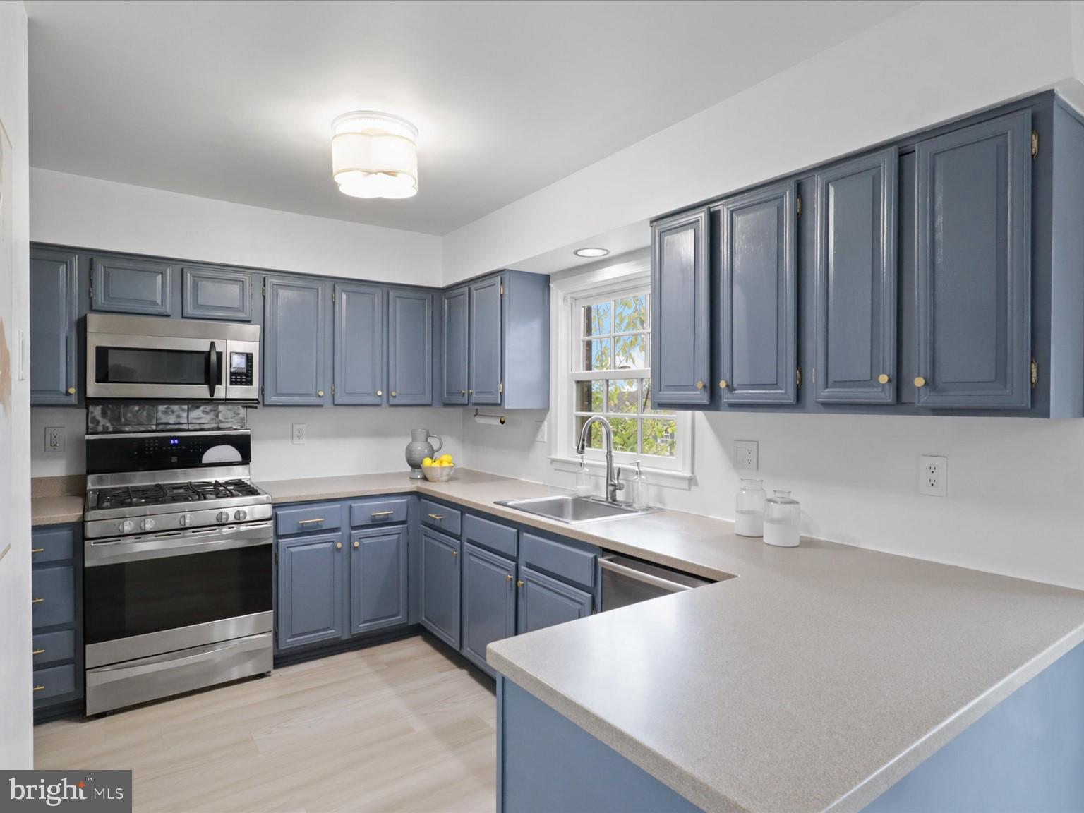 3001 FEDERAL HILL DRIVE