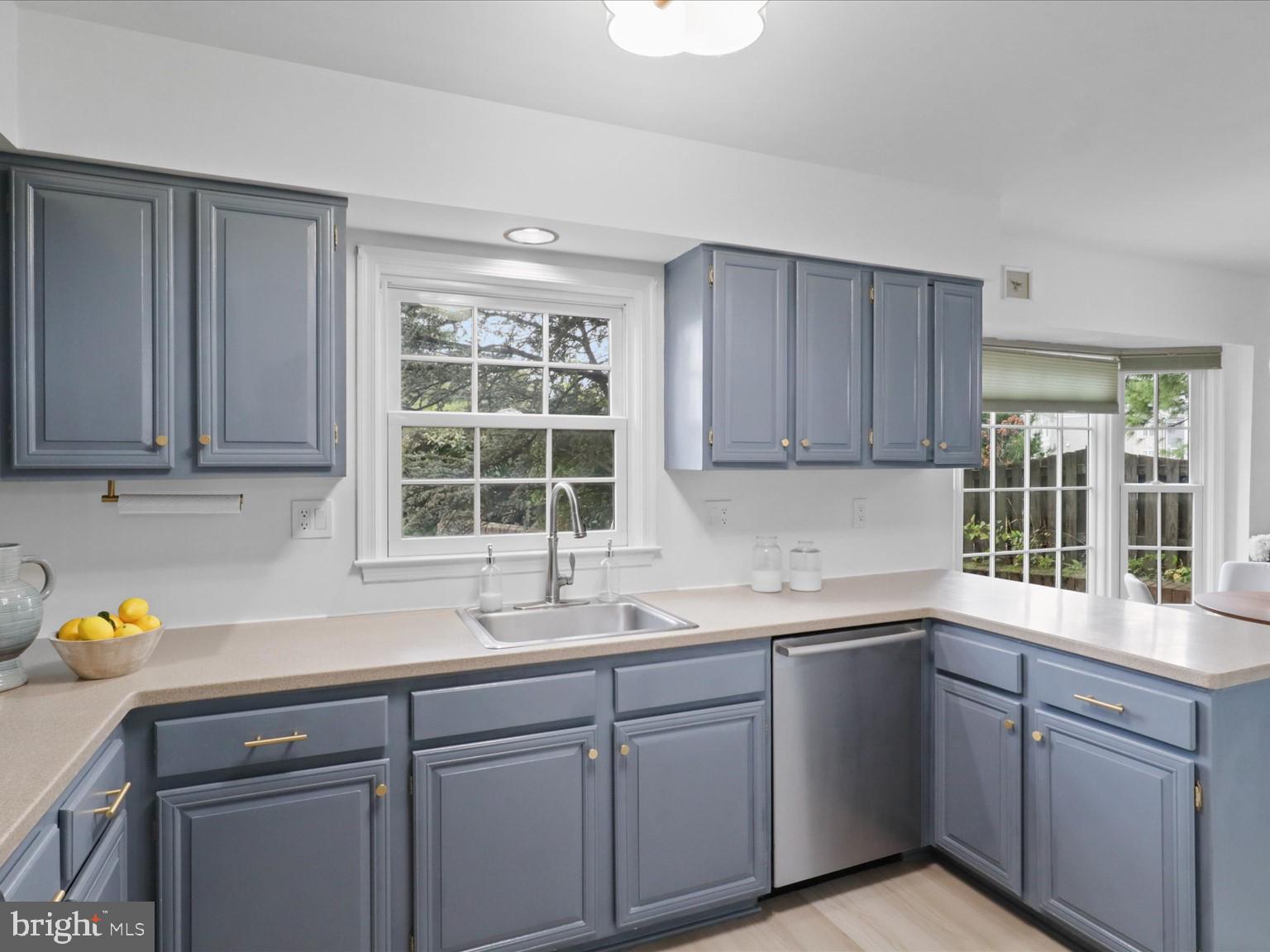 3001 FEDERAL HILL DRIVE