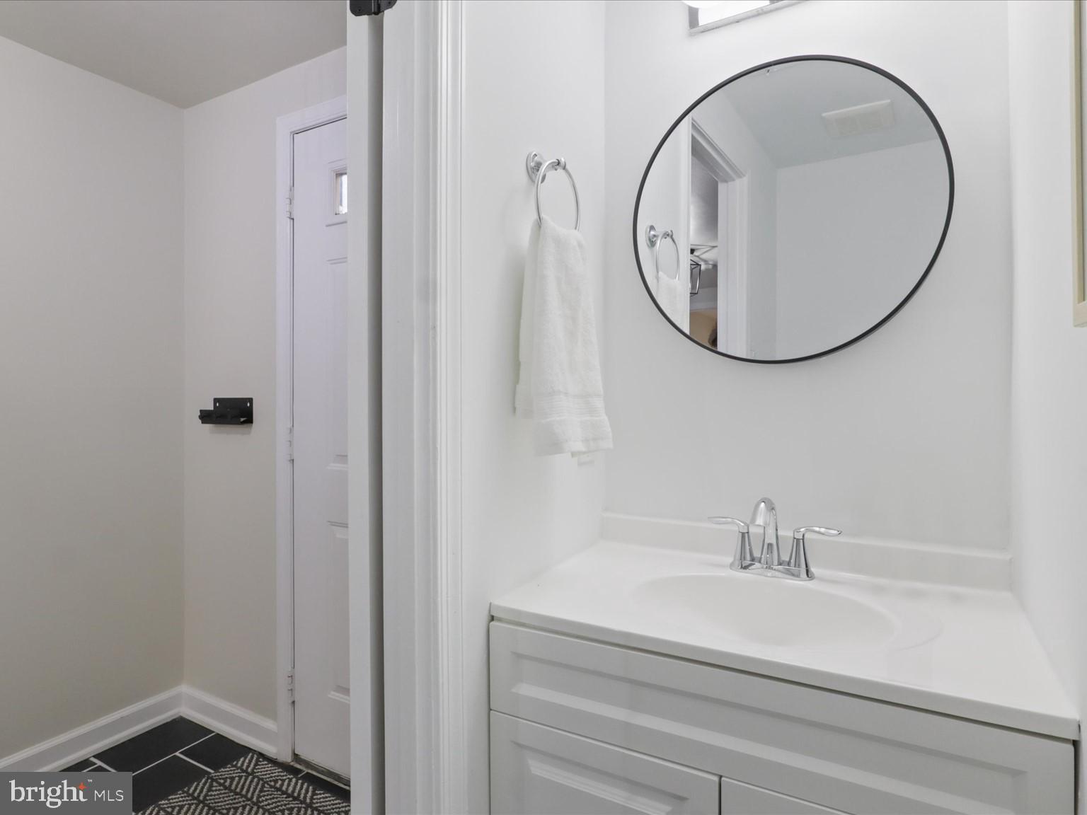 3001 FEDERAL HILL DRIVE