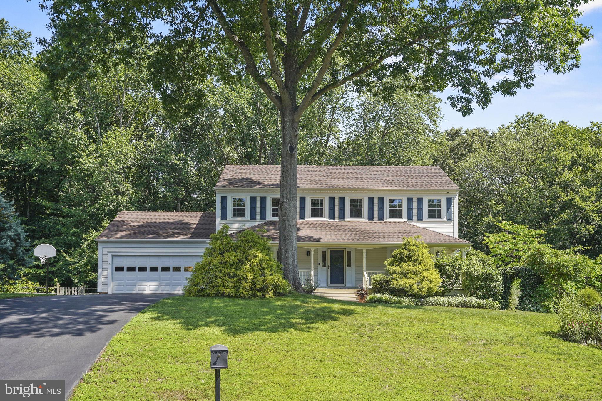 12583 McIntire Dr